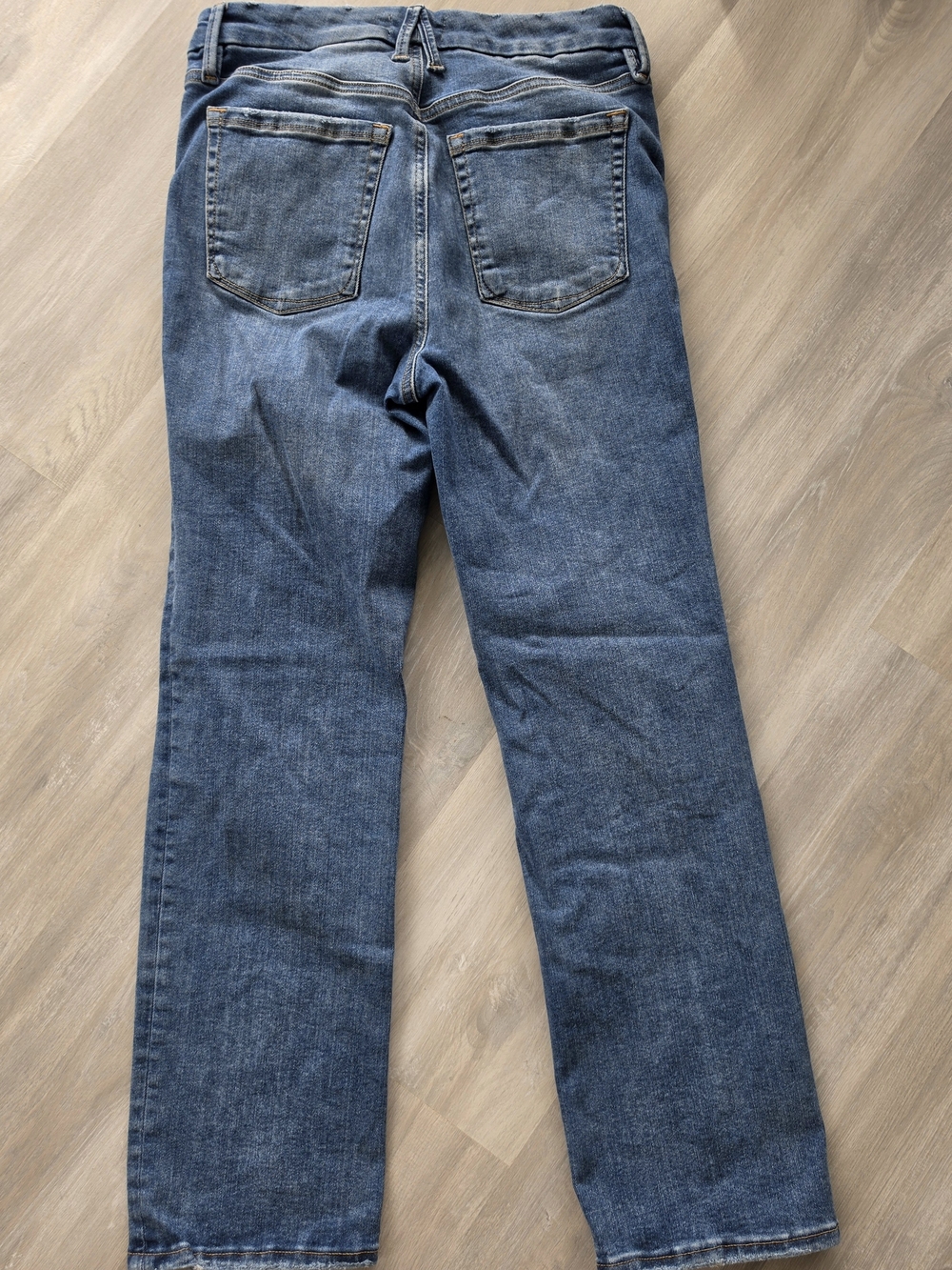 Good American WoMen's Straight Jeans Fits Size 6-12